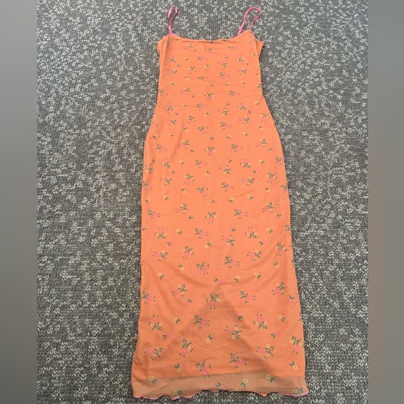 Princess Polly Maxi Dress - Picture 2 of 4